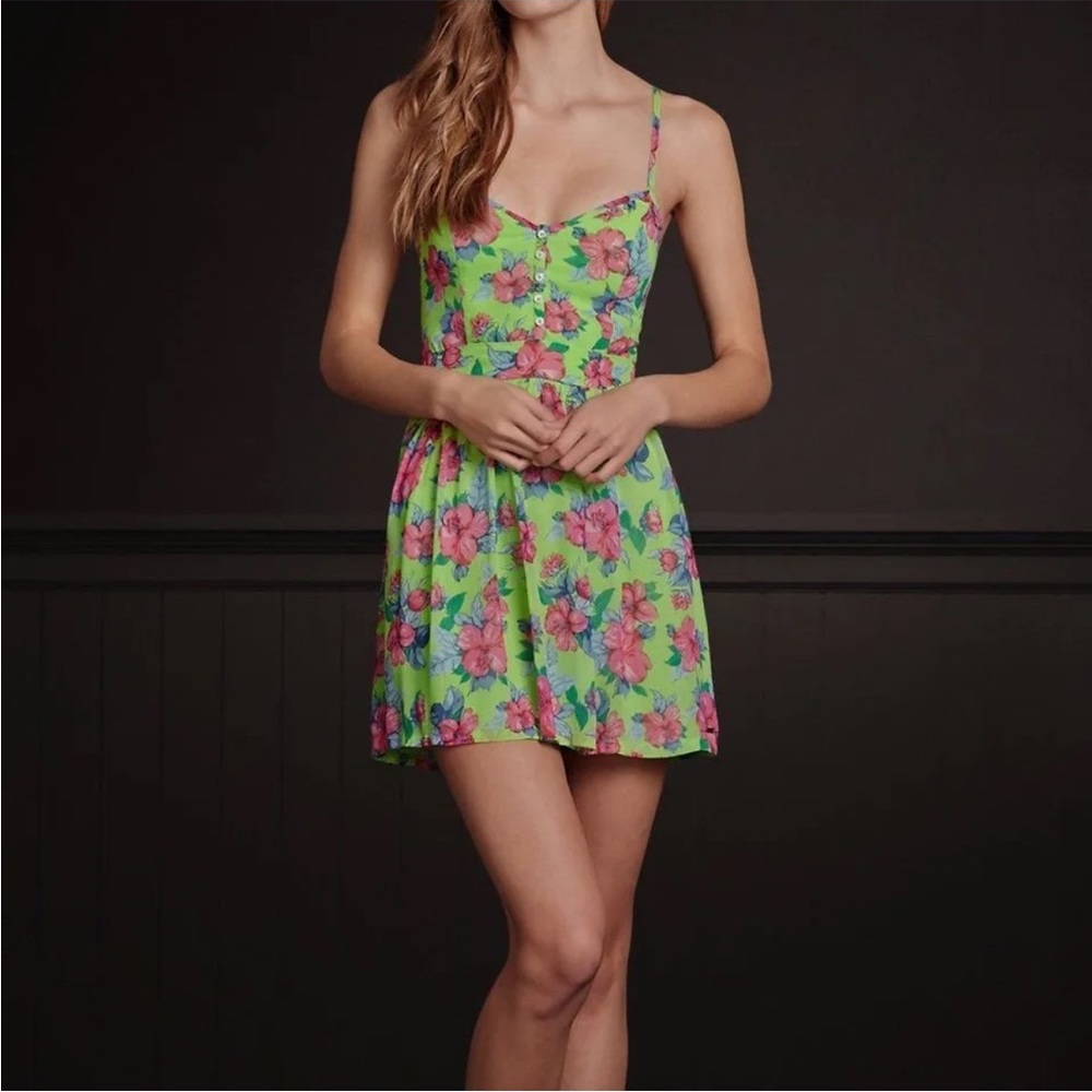 NWT Hollister Floral Mini Dress Green Summer Spring Sz S